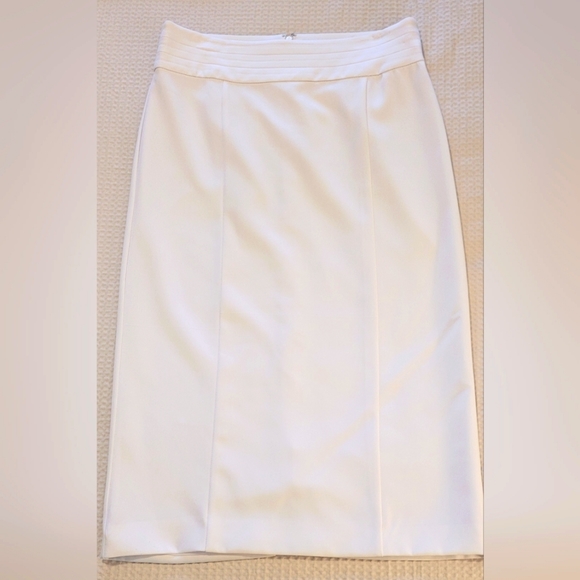 Kim Rogers Dresses & Skirts - Kim Rogers White Pencil Skirt,  Size 10